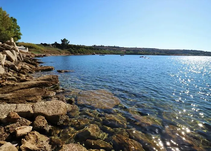 Flora: Un'oasi A 100 M Dal Mare בית נופש